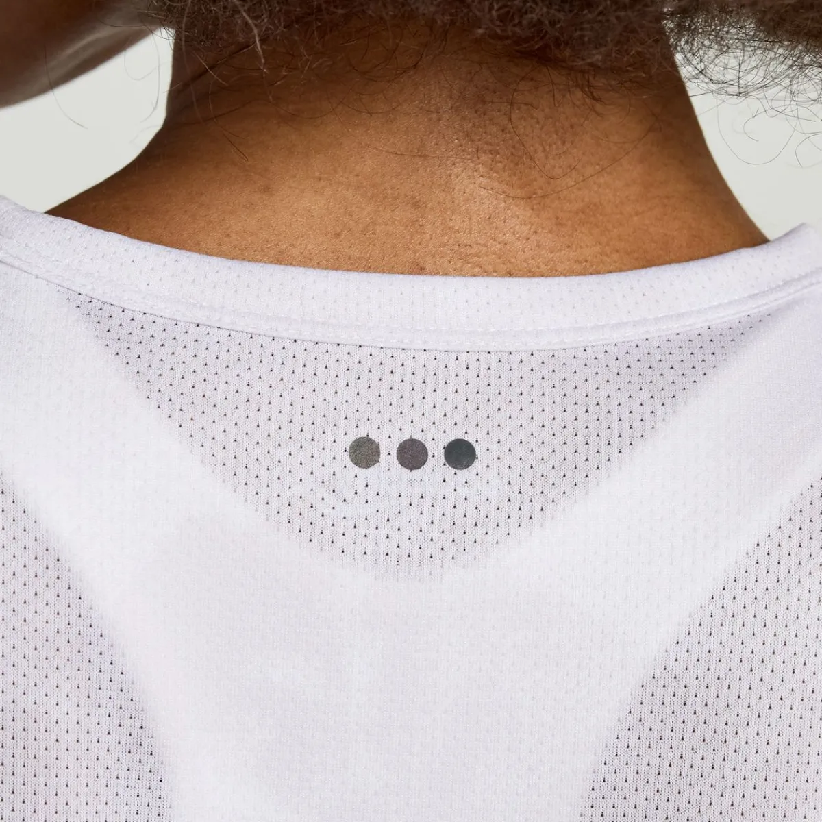 saucony Camisetas|Mujer Elevate Short Sleeve White Tie-Dye Print